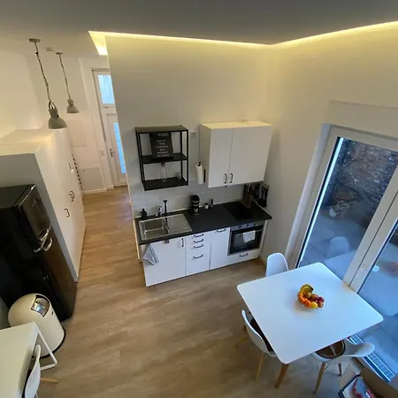 Schoene, Moderne Wohnung Mit Grosszuegiger Terasse Essen Exterior photo