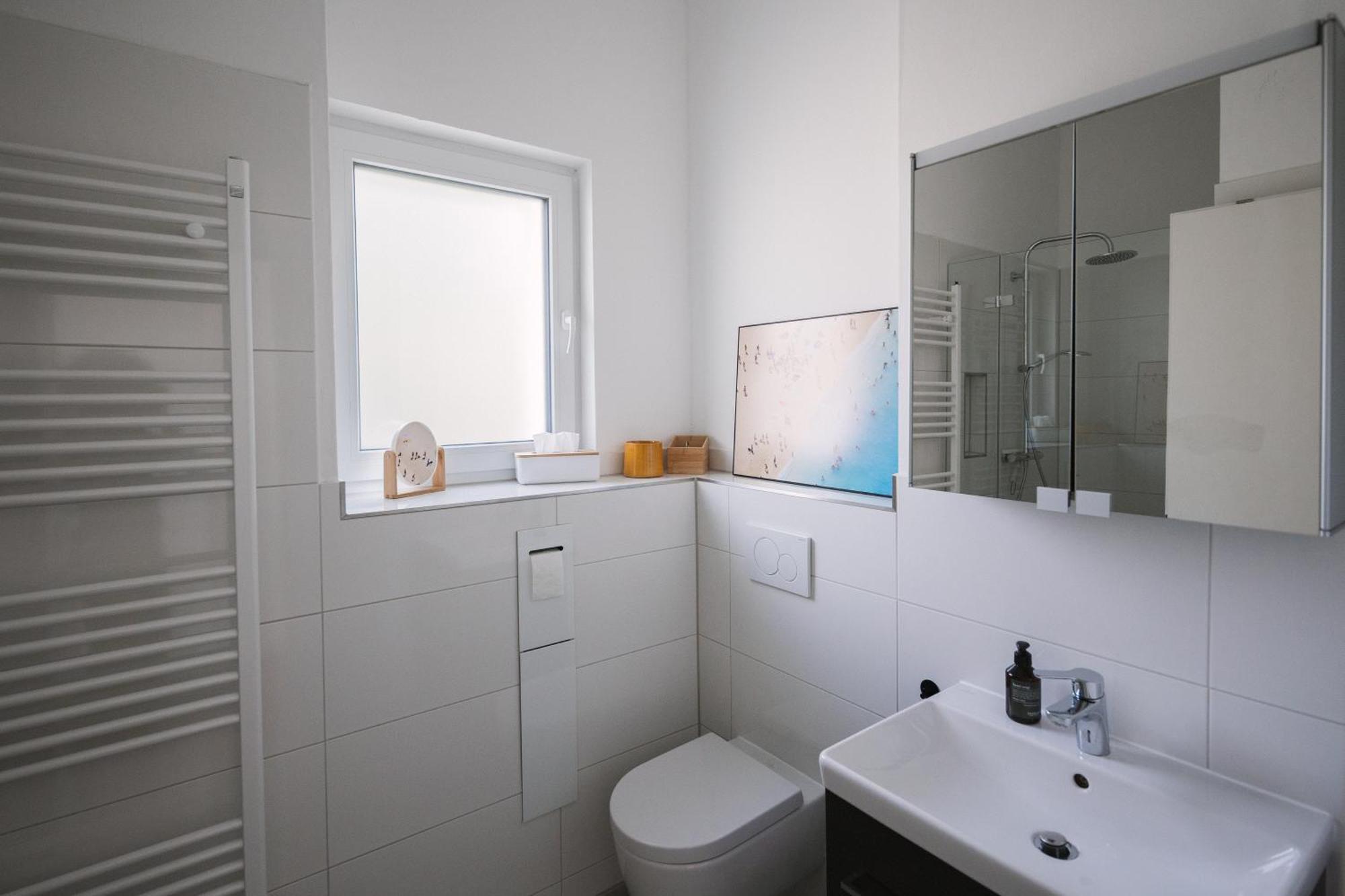 Schoene, Moderne Mit Grosszuegiger Terasse Apartment
